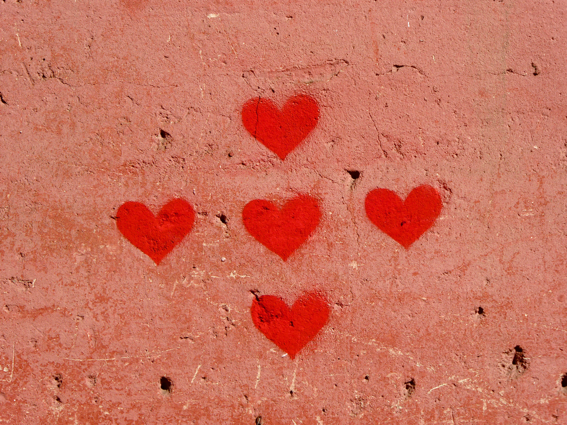 Marrakech wall art with hearts